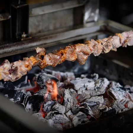 Tierra De La Reina Hotel 3*