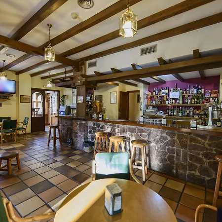 Hotel Tierra De La Reina Boca de Huérgano