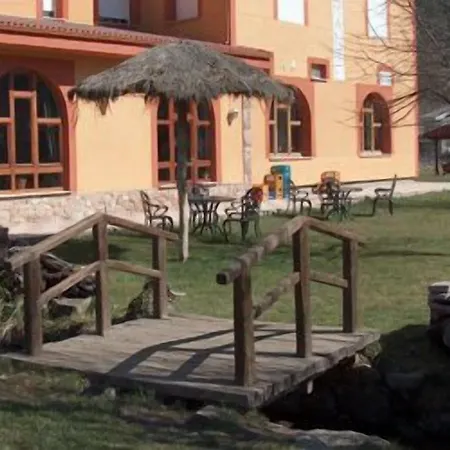 Tierra De La Reina Boca de Huérgano