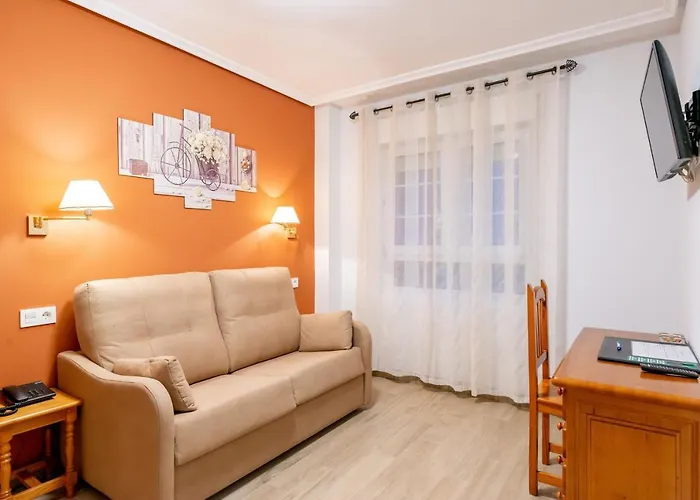 Tierra De La Reina 3*