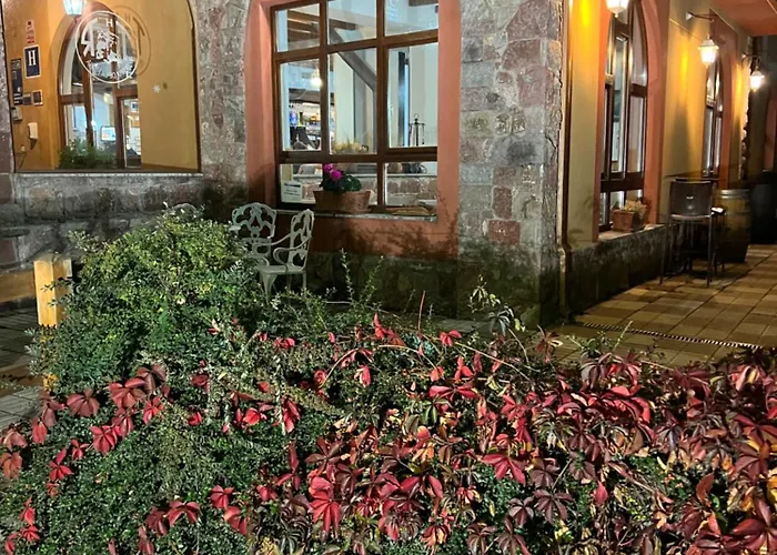 Tierra De La Reina Boca de Huérgano