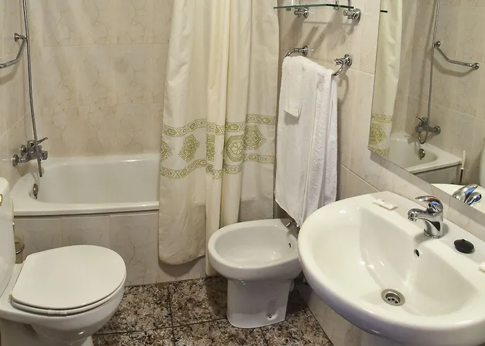 Отель Tierra De La Reina Бока-де-Уэргано