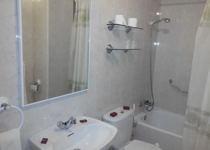 Tierra De La Reina 3*