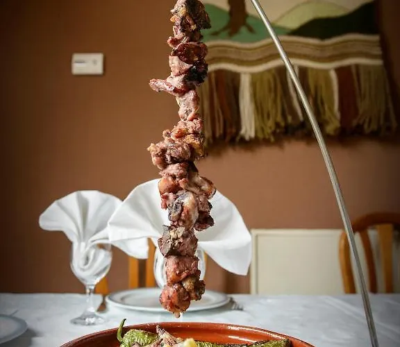 Hotel Tierra De La Reina